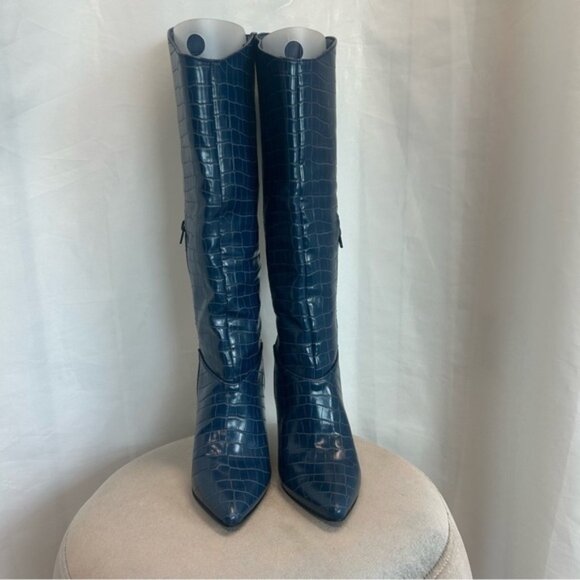 Shoe Dazzle Blue Night Is Young Asymmetrical Stiletto croc embossed Boot Sz 10 - Picture 4 of 11